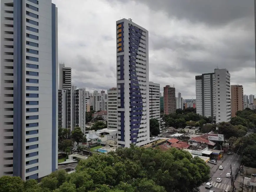 Foto 1 de Apartamento com 4 Quartos à venda, 144m² em Espinheiro, Recife
