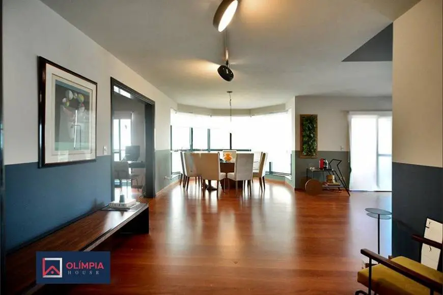 Foto 2 de Apartamento com 4 Quartos para alugar, 207m² em Perdizes, São Paulo