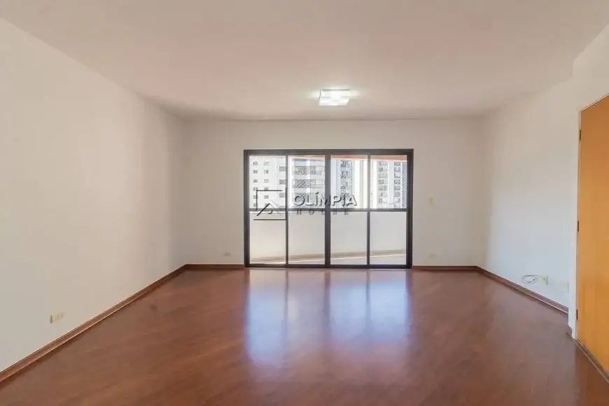 Foto 3 de Apartamento com 4 Quartos à venda, 143m² em Vila Mariana, São Paulo