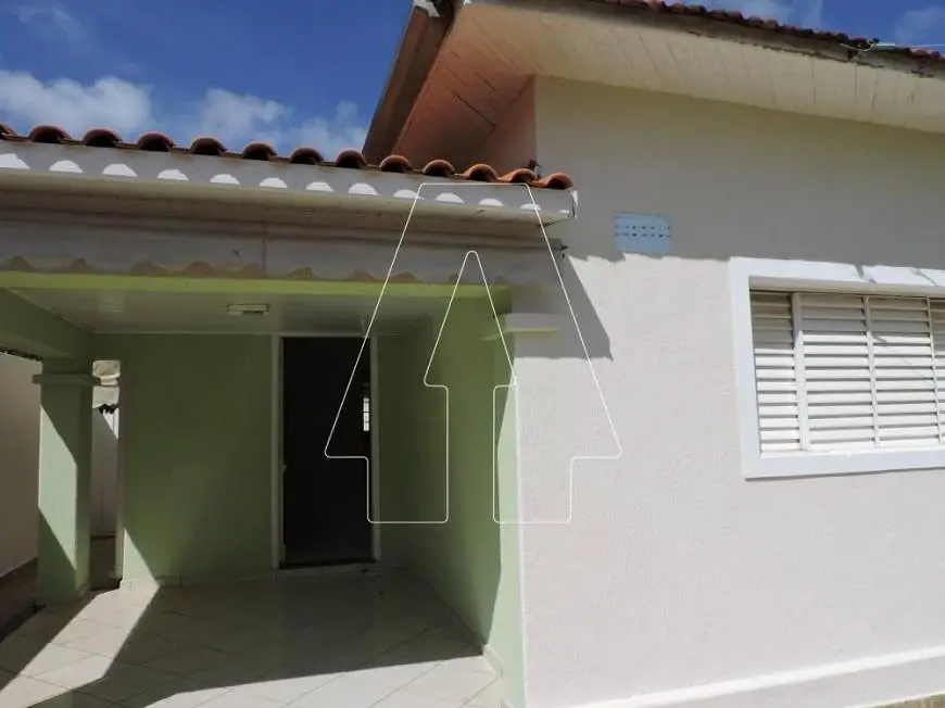 Foto 1 de Casa com 2 Quartos para alugar, 93m² em Santana, Araçatuba