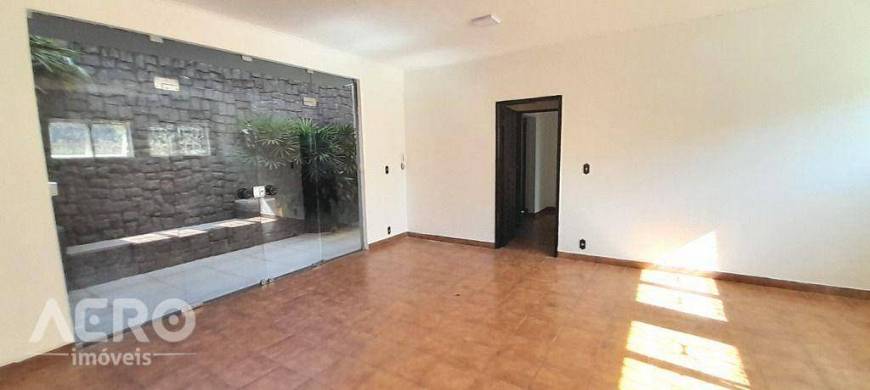Foto 1 de Casa com 3 Quartos para alugar, 400m² em Jardim América, Bauru