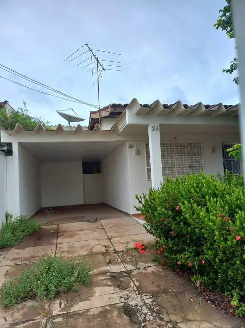 Foto 2 de Casa com 4 Quartos à venda, 249m² em Boa Esperança, Cuiabá