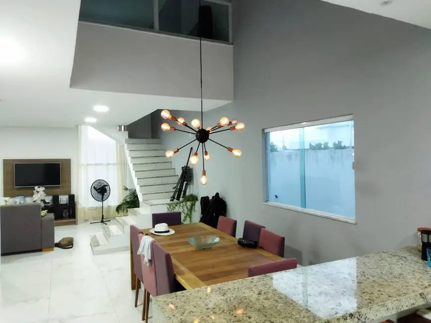 Foto 2 de Casa de Condomínio com 3 Quartos à venda, 234m² em Centro, Barra dos Coqueiros