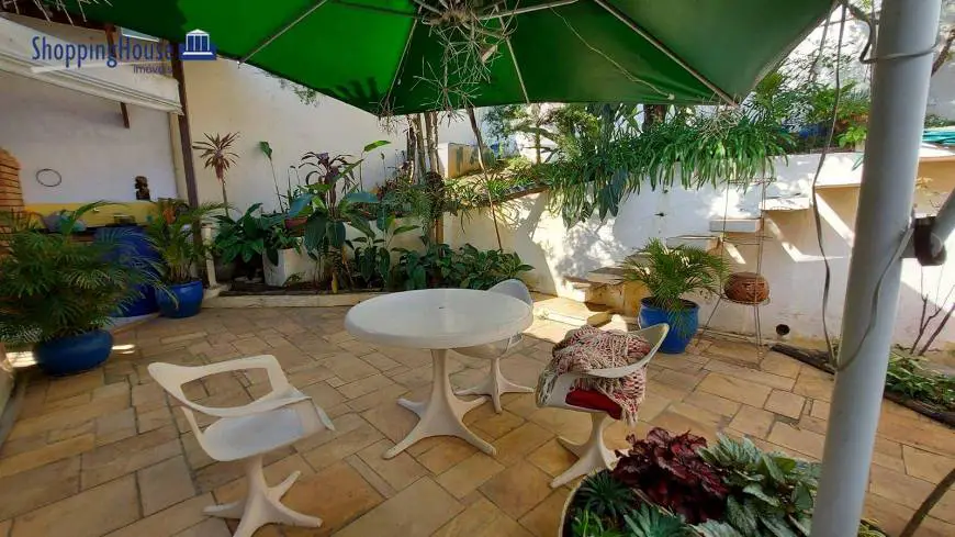 Foto 3 de Sobrado com 4 Quartos à venda, 330m² em Jardim Das Bandeiras, São Paulo