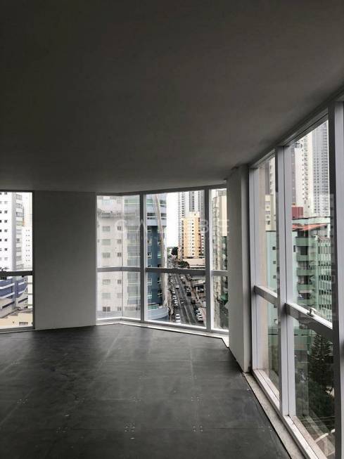 Foto 5 de Apartamento com 1 Quarto à venda, 73m² em Ariribá, Balneário Camboriú