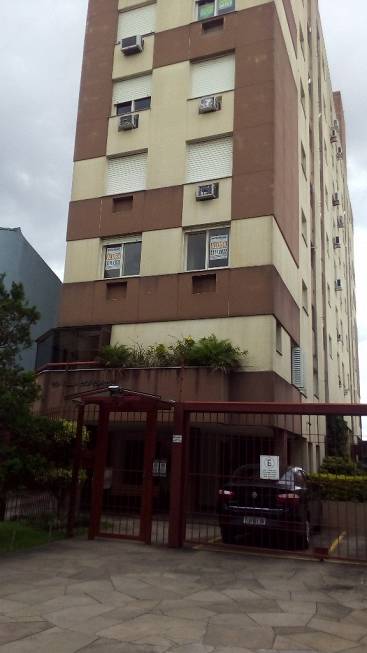 Foto 2 de Apartamento com 2 Quartos à venda, 56m² em Farroupilha, Porto Alegre