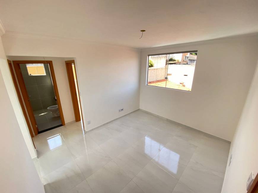 Foto 3 de Apartamento com 2 Quartos à venda, 45m² em Floramar, Belo Horizonte
