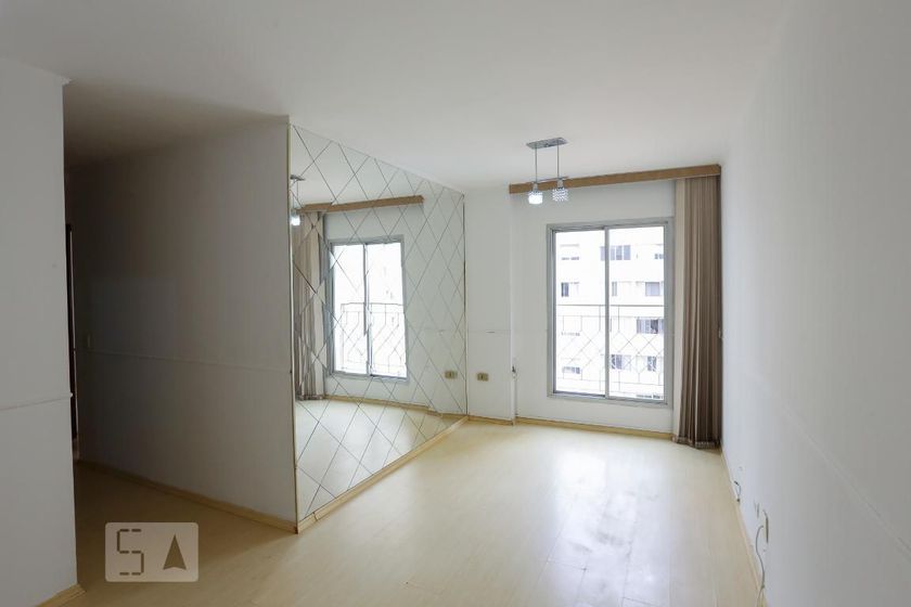 Foto 1 de Apartamento com 2 Quartos para alugar, 50m² em Moema, São Paulo