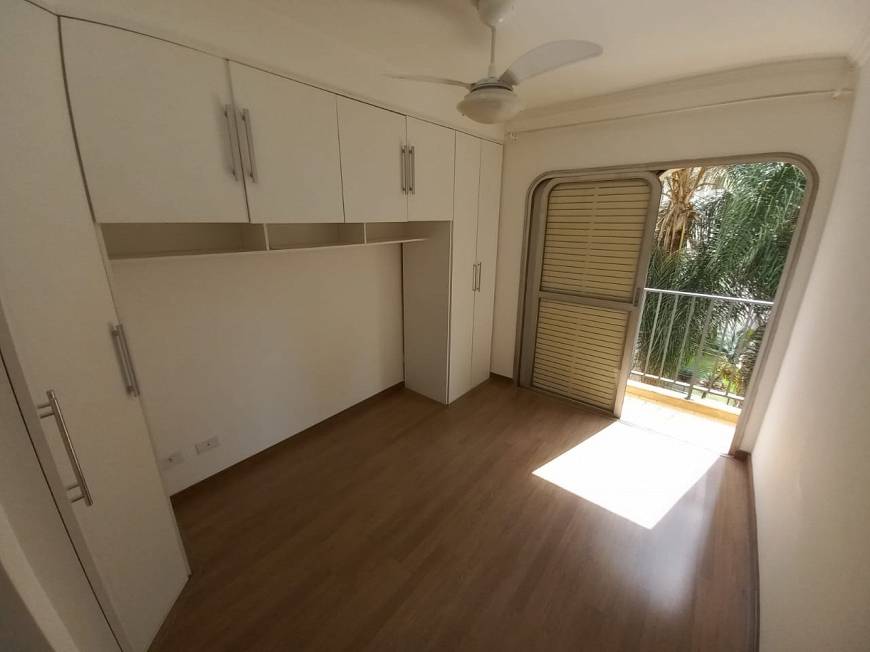 Foto 2 de Apartamento com 2 Quartos para alugar, 80m² em Moema, São Paulo
