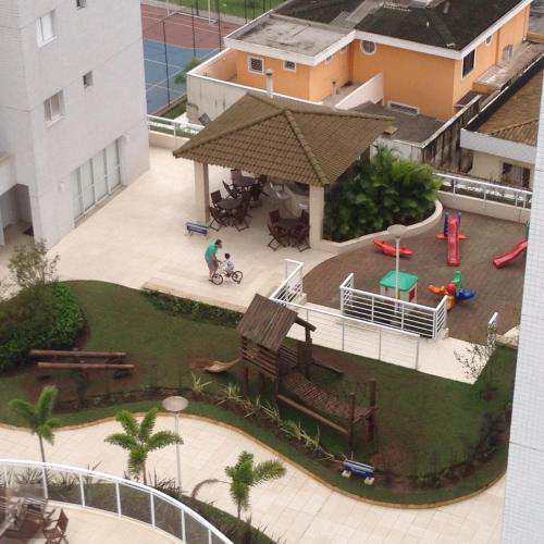 Foto 4 de Apartamento com 2 Quartos à venda, 77m² em Ponta da Praia, Santos