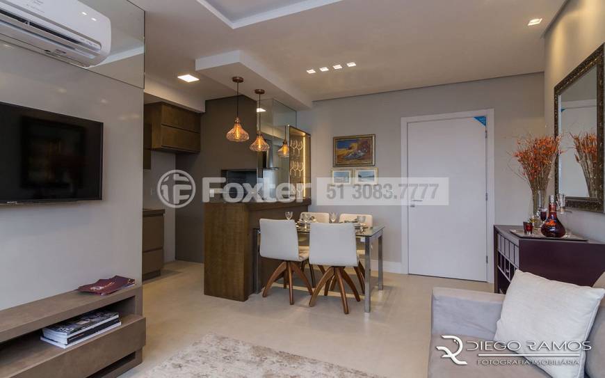 Foto 5 de Apartamento com 2 Quartos à venda, 57m² em Santo Antônio, Porto Alegre