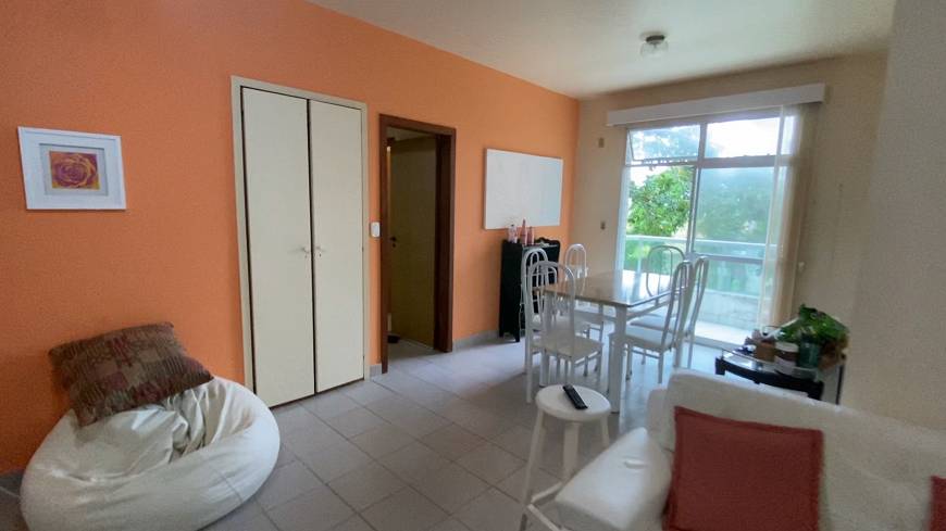 Foto 3 de Apartamento com 3 Quartos à venda, 82m² em Algodoal, Cabo Frio