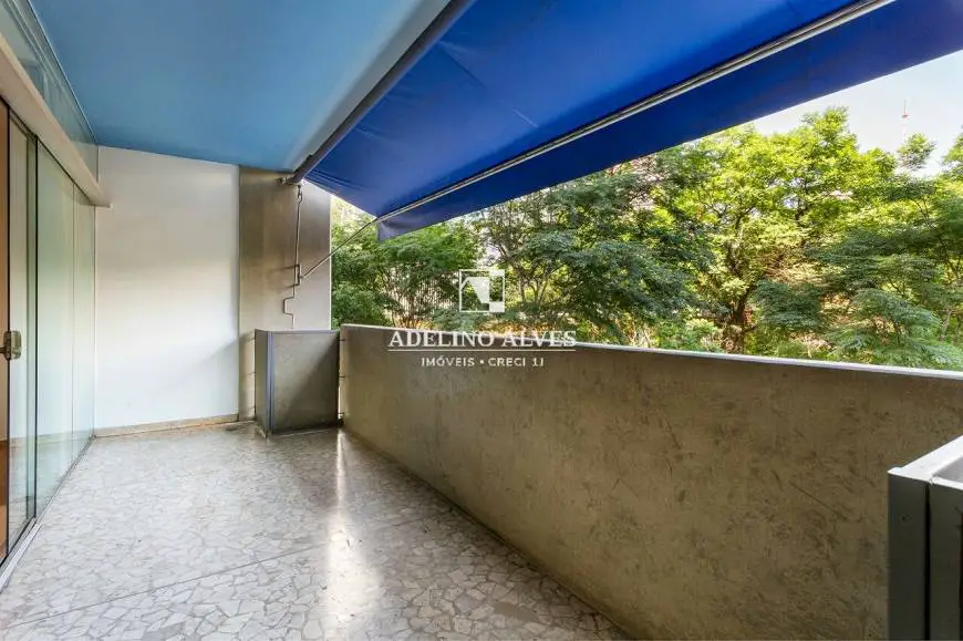 Foto 5 de Apartamento com 3 Quartos para alugar, 200m² em Bela Vista, São Paulo