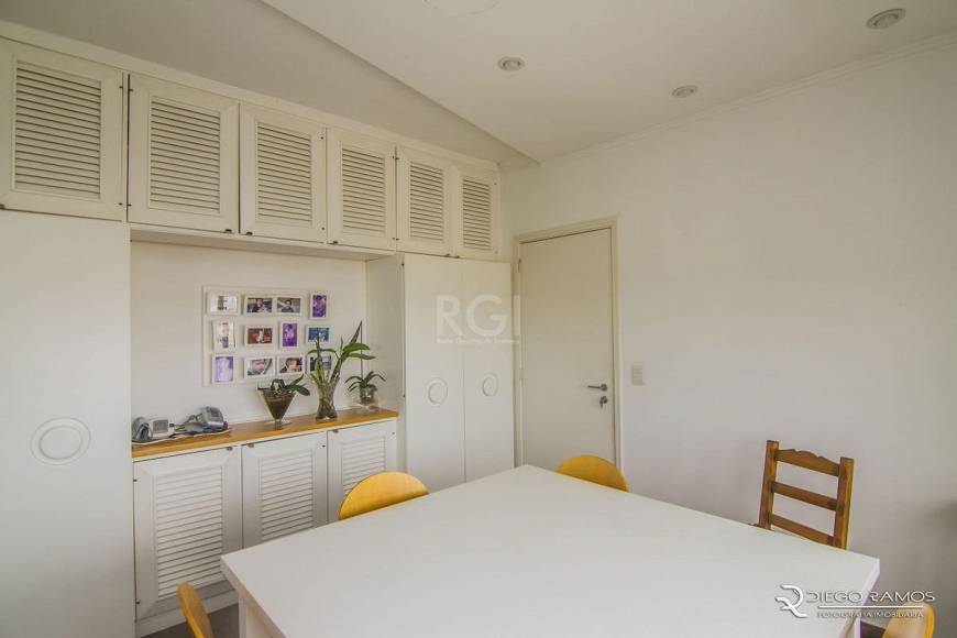 Foto 4 de Apartamento com 3 Quartos à venda, 280m² em Farroupilha, Porto Alegre