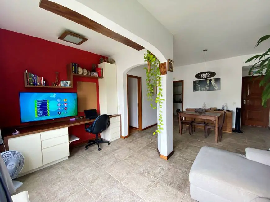 Foto 3 de Apartamento com 3 Quartos à venda, 80m² em Humaitá, Rio de Janeiro