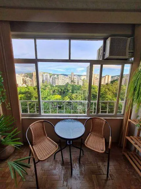 Foto 3 de Apartamento com 3 Quartos à venda, 129m² em Icaraí, Niterói