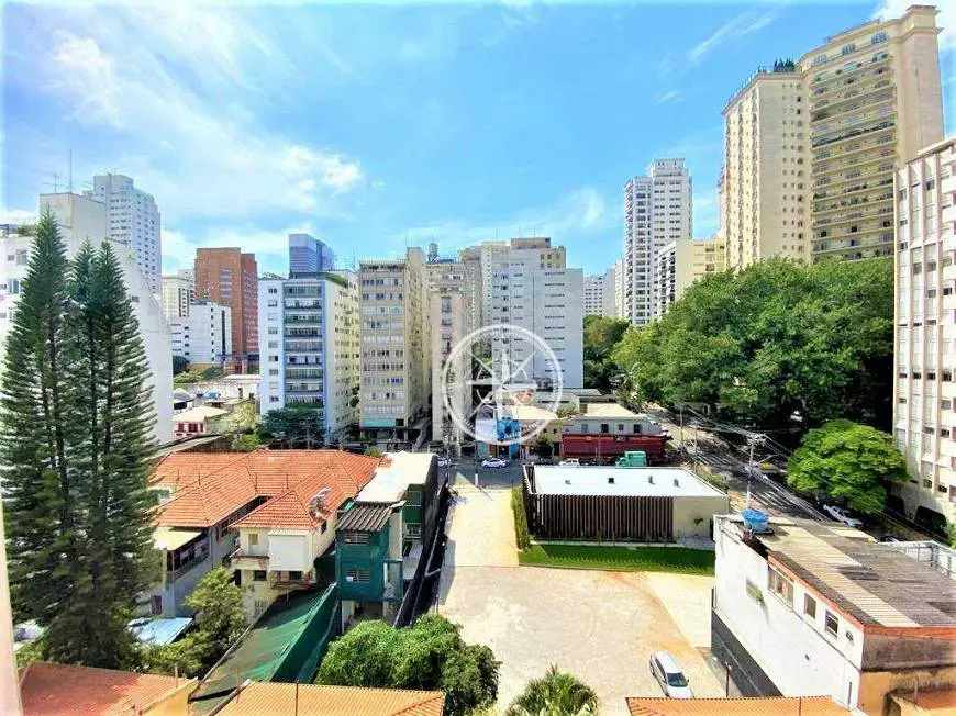 Foto 1 de Apartamento com 3 Quartos à venda, 122m² em Jardim América, São Paulo