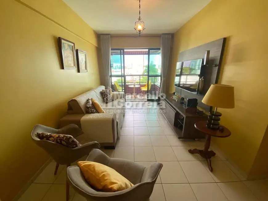 Foto 2 de Apartamento com 3 Quartos à venda, 94m² em Madalena, Recife