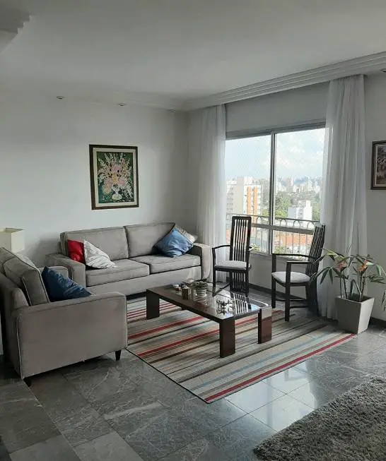 Foto 2 de Apartamento com 3 Quartos à venda, 136m² em Sumaré, São Paulo