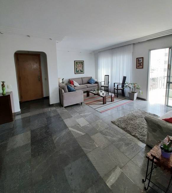 Foto 3 de Apartamento com 3 Quartos à venda, 136m² em Sumaré, São Paulo