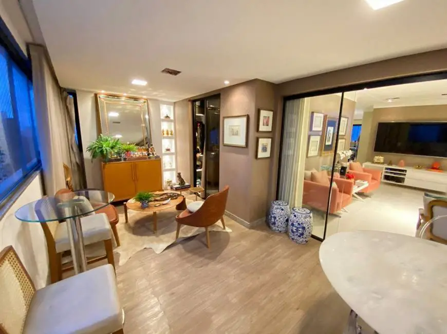 Foto 1 de Apartamento com 4 Quartos à venda, 178m² em Cidade Jardim, Salvador