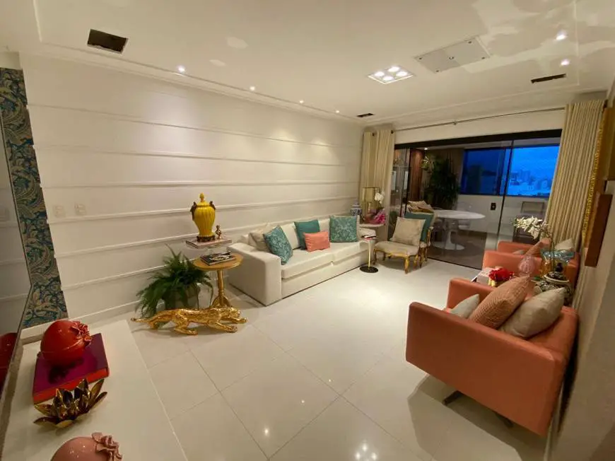 Foto 5 de Apartamento com 4 Quartos à venda, 178m² em Cidade Jardim, Salvador