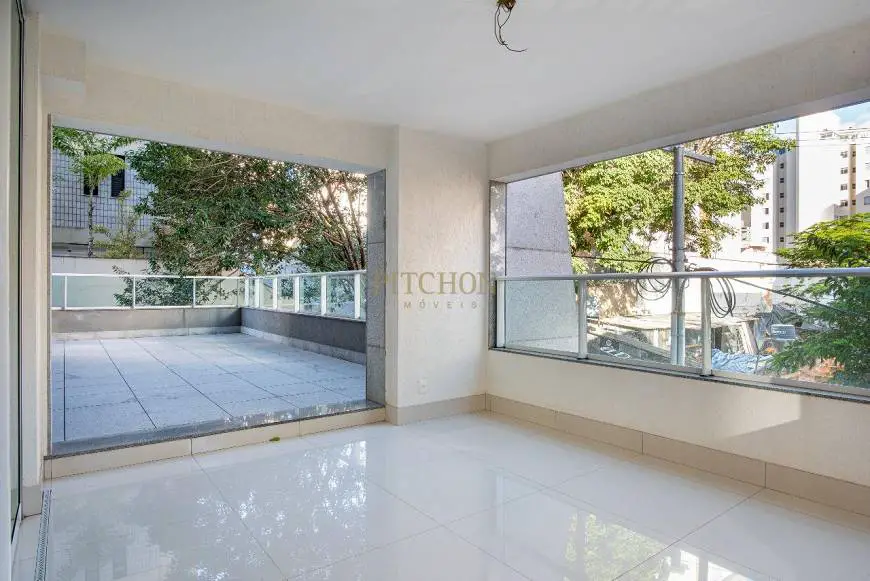Foto 1 de Apartamento com 4 Quartos à venda, 200m² em Cruzeiro, Belo Horizonte