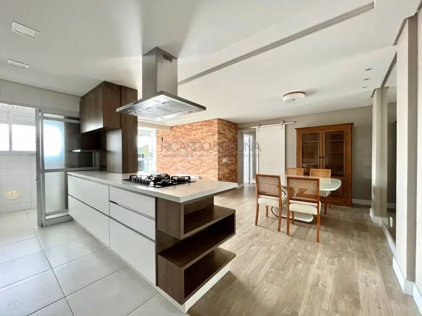 Foto 1 de Apartamento com 4 Quartos à venda, 110m² em Itaguaçu, Florianópolis