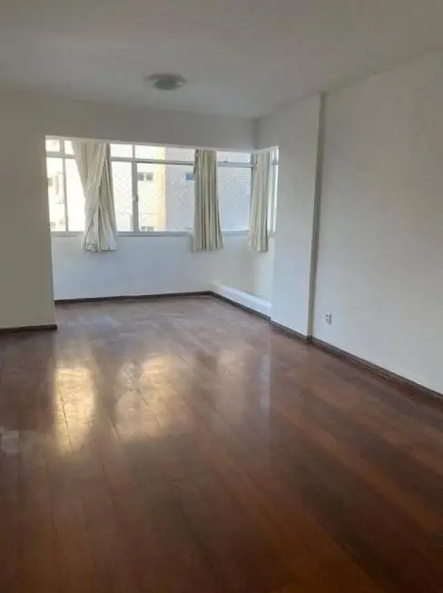 Foto 1 de Apartamento com 4 Quartos para alugar, 189m² em Jardim Apipema, Salvador