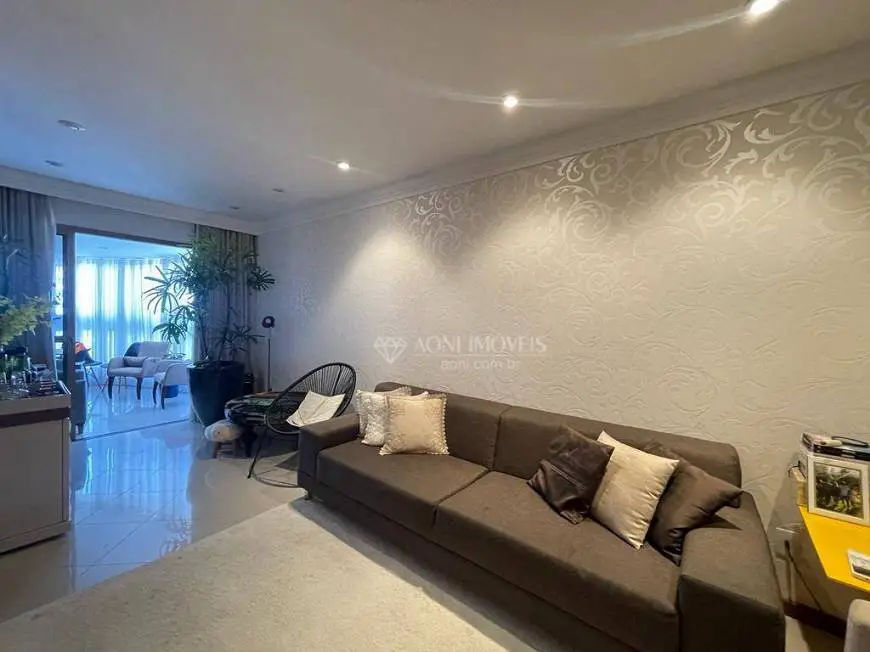 Foto 3 de Apartamento com 4 Quartos à venda, 137m² em Praia do Canto, Vitória