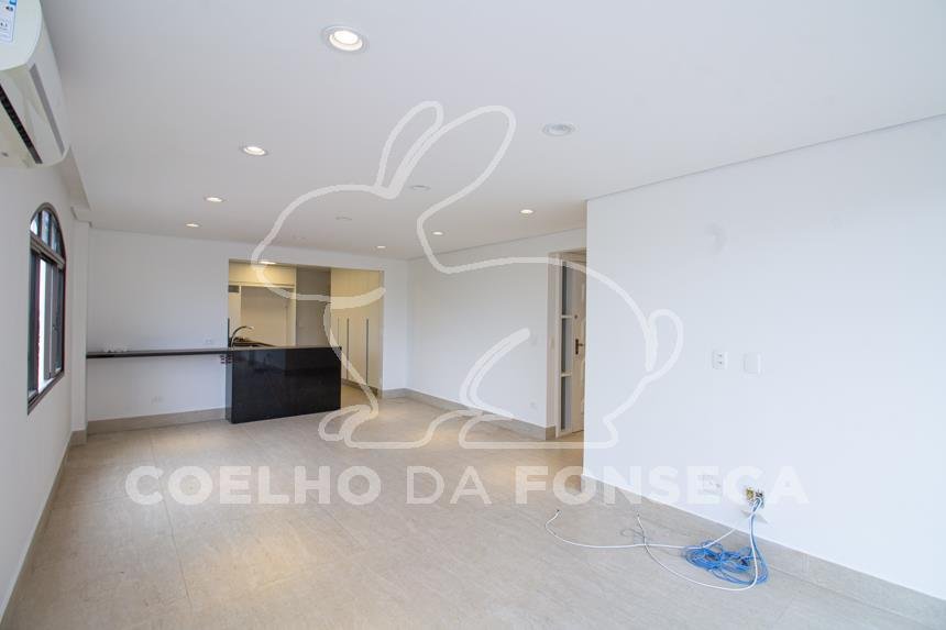 Foto 4 de Apartamento com 4 Quartos à venda, 135m² em Vila Madalena, São Paulo