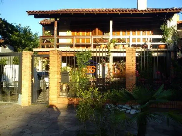 Foto 1 de Casa com 3 Quartos à venda, 373m² em Serraria, Porto Alegre