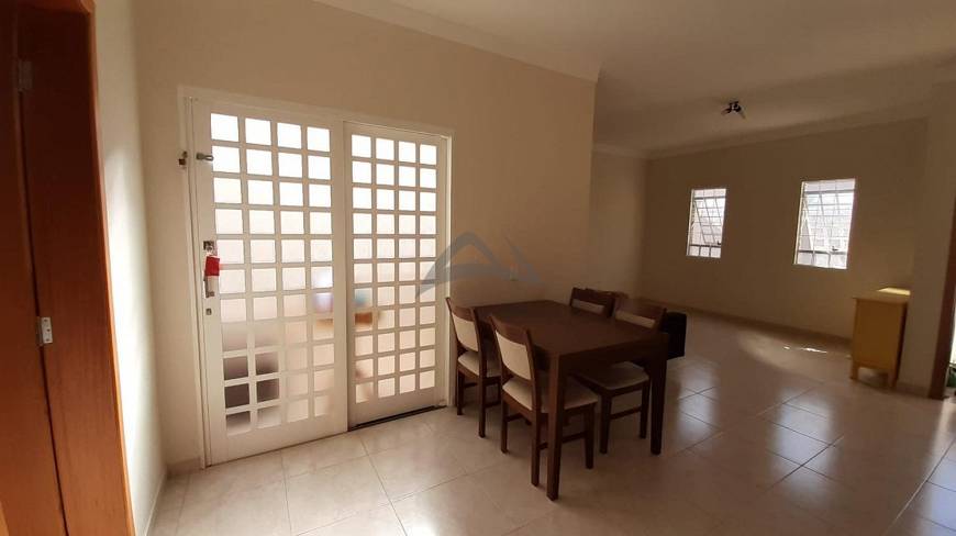 Foto 2 de Casa com 3 Quartos à venda, 131m² em Vila Nogueira, Campinas