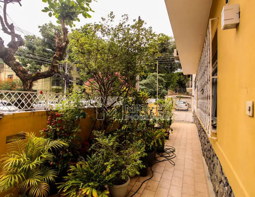 Foto 1 de Casa com 4 Quartos à venda, 154m² em Grajaú, Rio de Janeiro