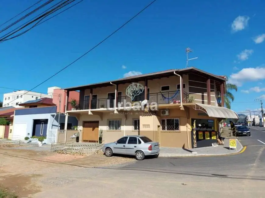 Foto 1 de Casa com 5 Quartos à venda, 334m² em Vila Lenzi, Jaraguá do Sul