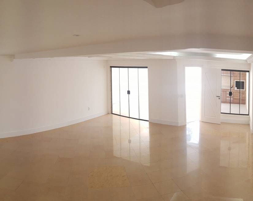 Foto 2 de Casa de Condomínio com 4 Quartos à venda, 221m² em Barra da Tijuca, Rio de Janeiro