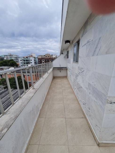 Foto 3 de Cobertura com 3 Quartos à venda, 143m² em Braga, Cabo Frio