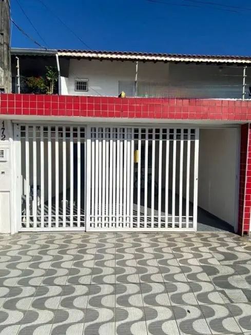 Foto 1 de Sobrado com 3 Quartos à venda, 122m² em Cidade Ocian, Praia Grande