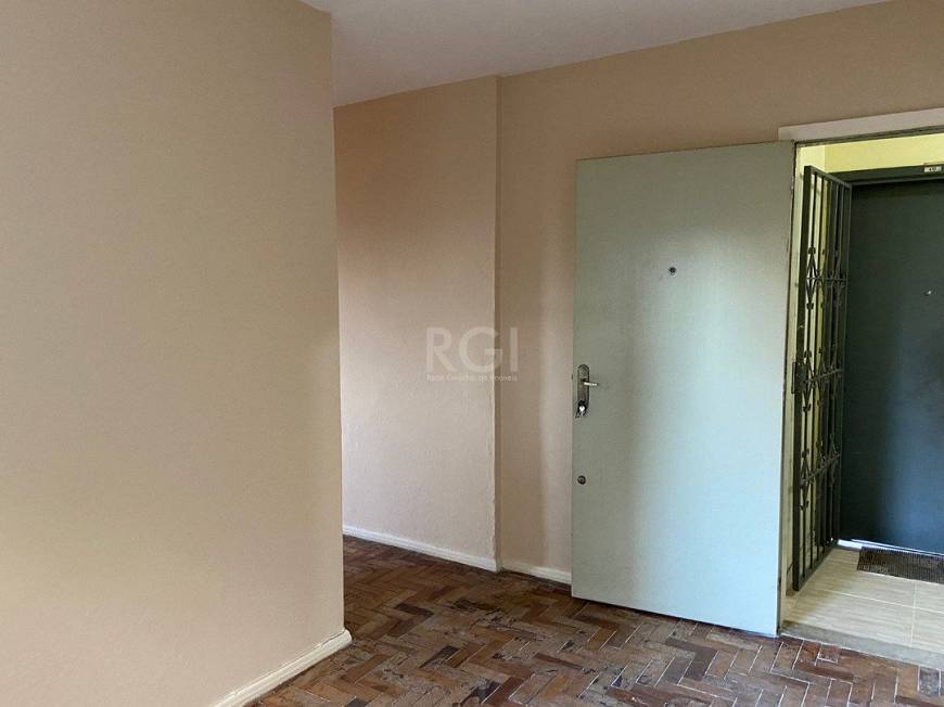 Foto 2 de Apartamento com 2 Quartos à venda, 48m² em Cavalhada, Porto Alegre