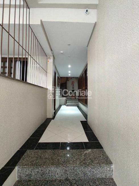 Foto 3 de Apartamento com 2 Quartos à venda, 46m² em Centro, Caxias do Sul