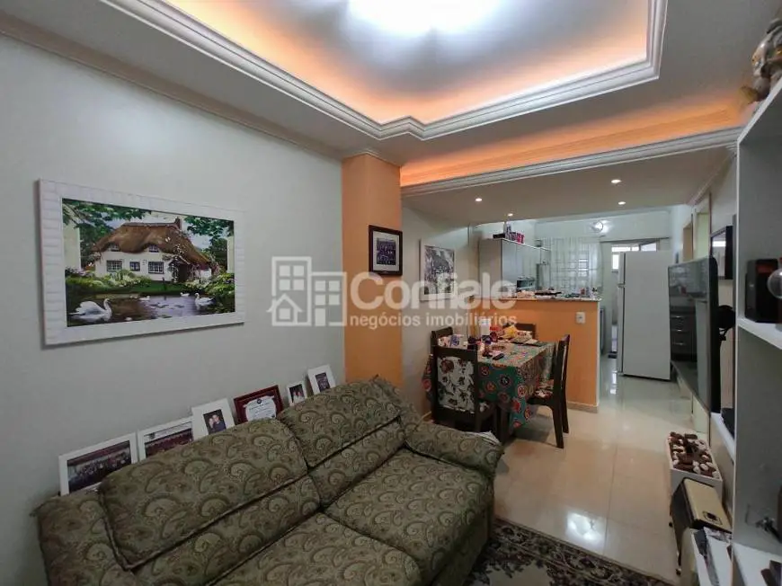 Foto 5 de Apartamento com 2 Quartos à venda, 46m² em Centro, Caxias do Sul