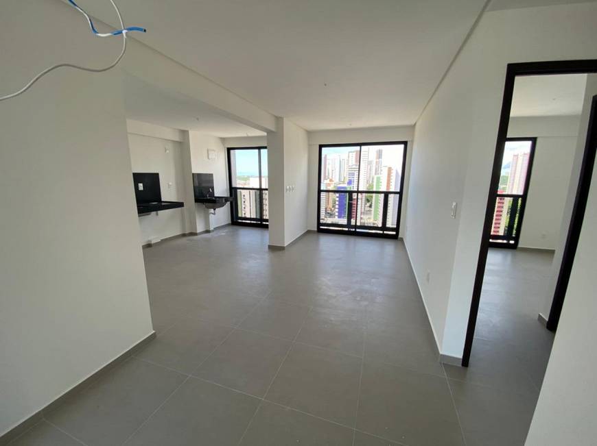 Foto 4 de Apartamento com 2 Quartos à venda, 67m² em Tambaú, João Pessoa