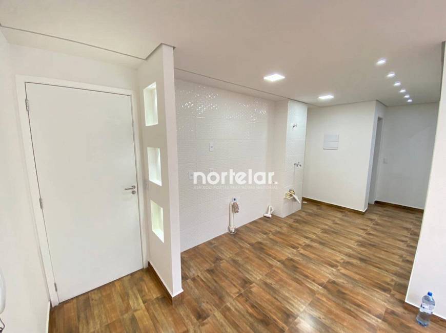 Foto 3 de Apartamento com 2 Quartos para alugar, 40m² em Vila Pirituba, São Paulo