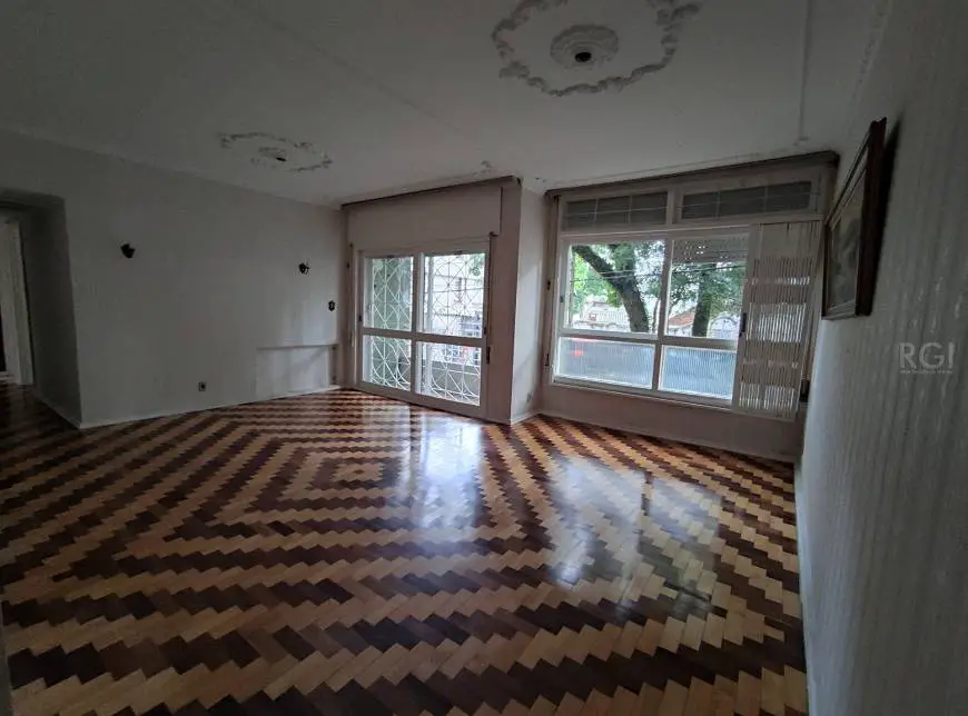 Foto 2 de Apartamento com 3 Quartos à venda, 112m² em Centro Histórico, Porto Alegre