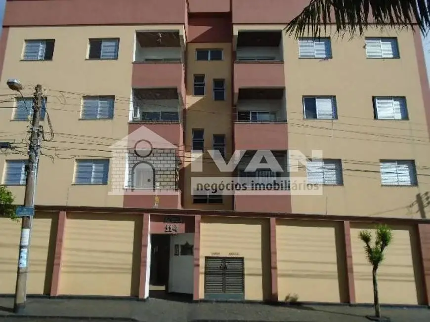 Foto 1 de Apartamento com 3 Quartos para alugar, 101m² em Planalto, Uberlândia