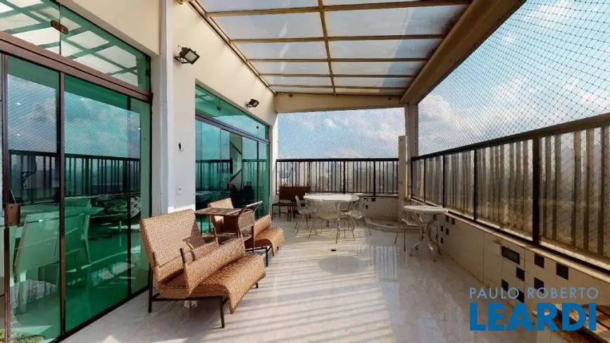 Foto 1 de Apartamento com 3 Quartos à venda, 231m² em Vila Mariana, São Paulo