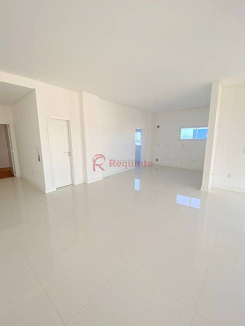 Foto 3 de Apartamento com 4 Quartos à venda, 164m² em Meia Praia, Itapema