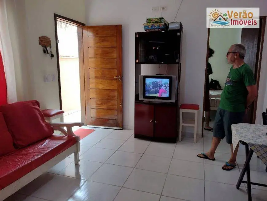 Foto 3 de Casa com 2 Quartos para alugar, 55m² em Bopiranga, Itanhaém