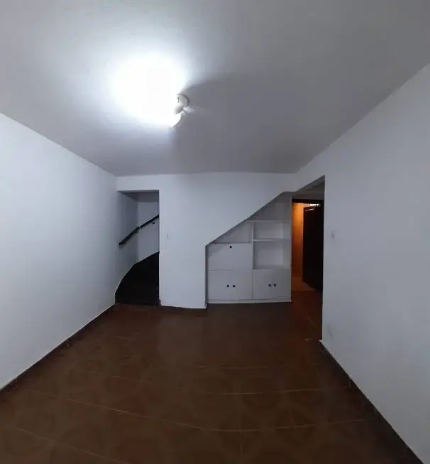 Foto 1 de Casa com 2 Quartos para alugar, 80m² em Cambuci, São Paulo