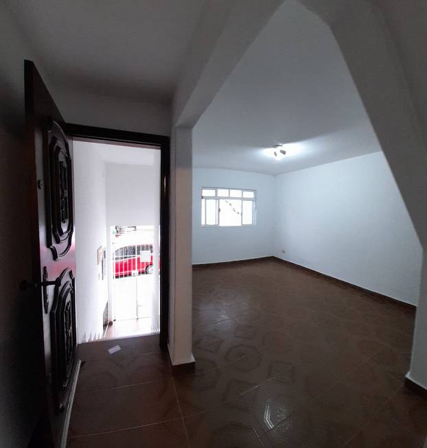 Foto 3 de Casa com 2 Quartos para alugar, 80m² em Cambuci, São Paulo